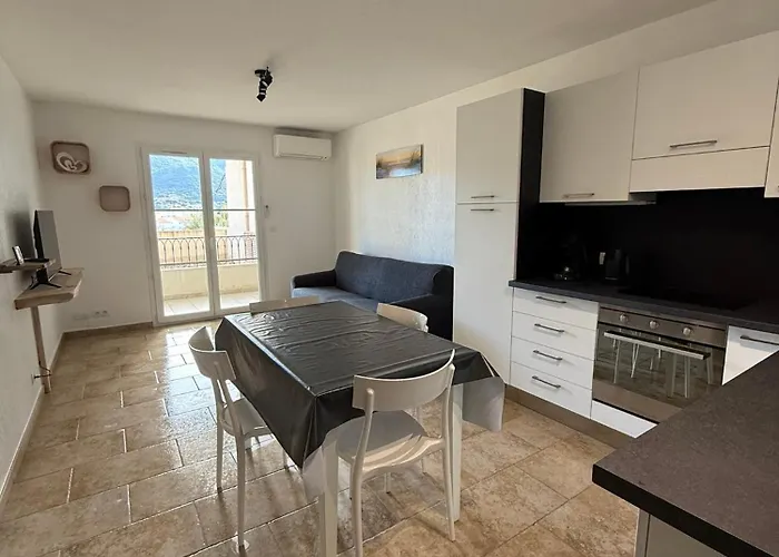 T2 Le Clos Des Oliviers * L'Ile-Rousse (Corsica)