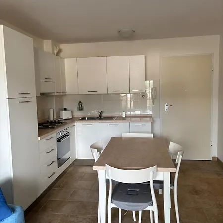 Appartement T2 Le Clos Des Oliviers LʼÎle-Rousse